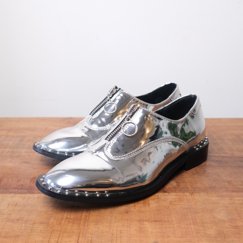 Design Lab Lord & Taylor metallic silver oxford with zipper shoe Size 7